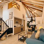 شقة My Fair - Unique Rustic Near Principe Real *