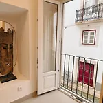 My Fair - Unique Rustic Near Principe Real Lisboa