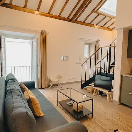 My Fair - Unique Rustic Near Principe Real アパート *