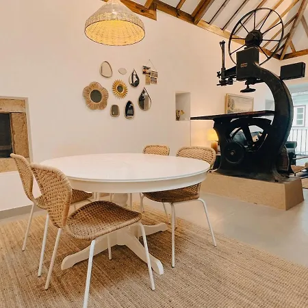 アパート My Fair - Unique Rustic Near Principe Real リスボン