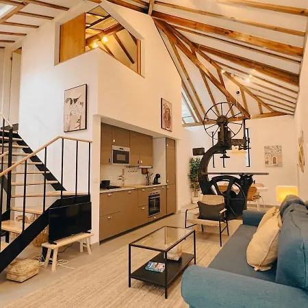 アパート My Fair - Unique Rustic Near Principe Real *